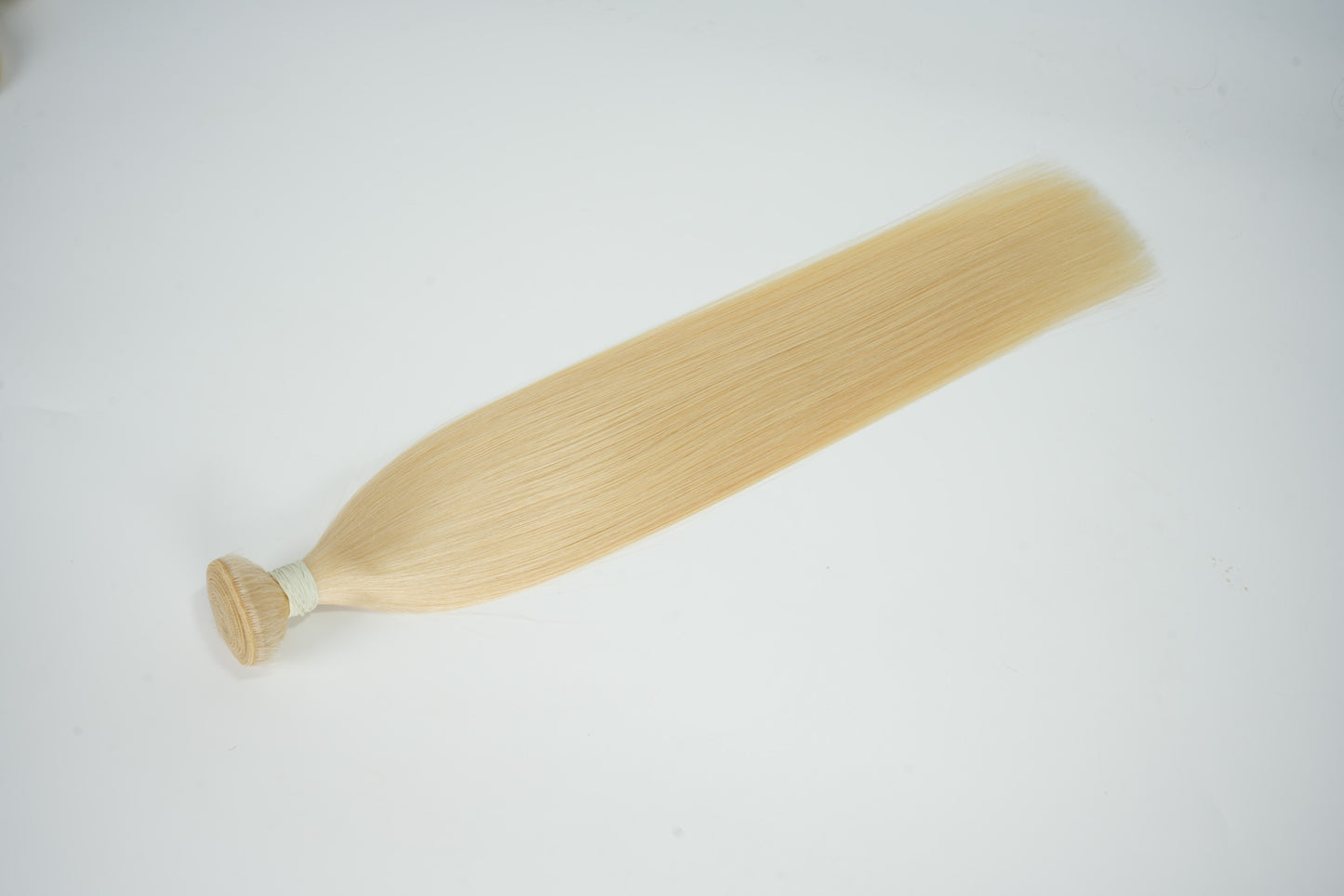 #613 Raw Hair Straight Bundle Weft Unprocessed