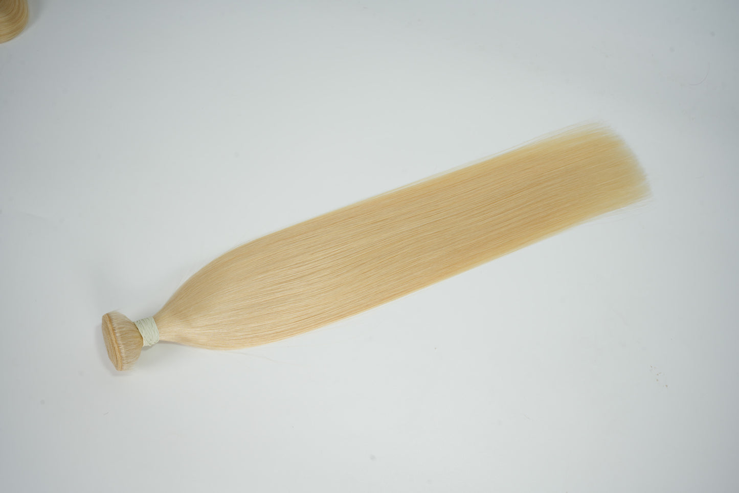 #613 Raw Hair Straight Bundle Weft Unprocessed